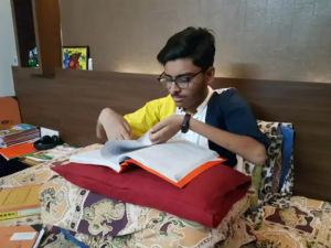 Physically Handicapped, Mentally Strong: A student who is unable to walk and write in Rajkot has to serve the disabled by becoming 99.97 PR, Collector in Std.12