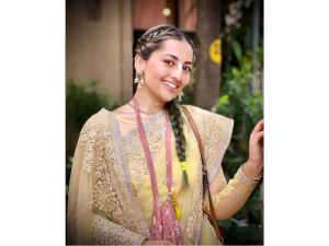 Actress immersed in Krishna devotion: Anupama's 'Nandini' quit her acting career and started living in an ashram, chanting morning and evening worship lessons