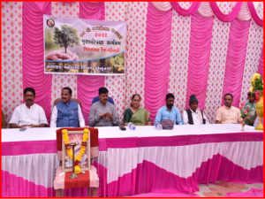 73મો વન મહોત્સવ - 19 વર્ષ પહેલાં પ્રતિ હેક્ટર 14 વૃક્ષ હતાં, આજે 25 છે; કેબિનેટ મંત્રી